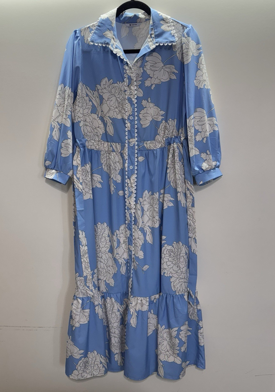 Wenrine Dress Women's Size Small Blue White Floral Maxi Button Up